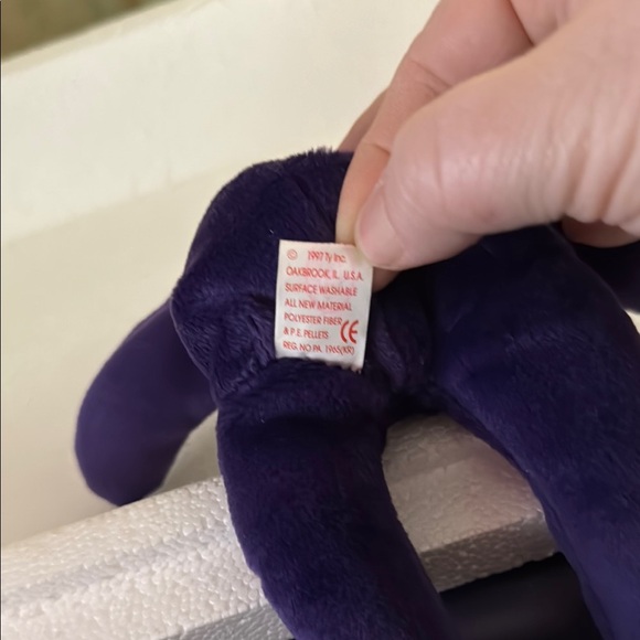 🩷2 for $10🩷 Make a bundle and I’ll send an offer  Bear with Rose Embroidery - Picture 7 of 7